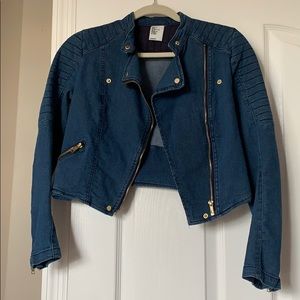 H&M cropped slim fit Moto denim jean jacket size 2